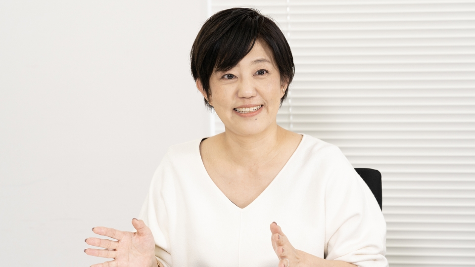 フリーアドレスを成功させるシステムを企画 社員写真