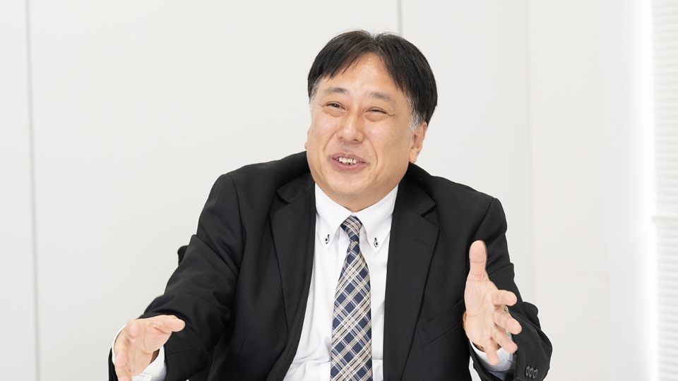 組織の枠を越えて想定以上の結果を出す 社員写真