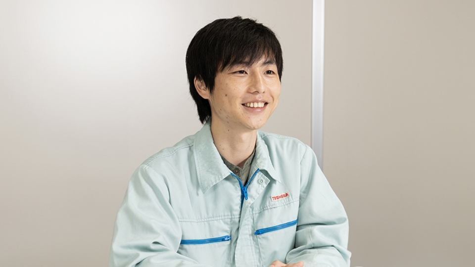 プラント制御システムの開発から試験・試運転までを担う 社員写真