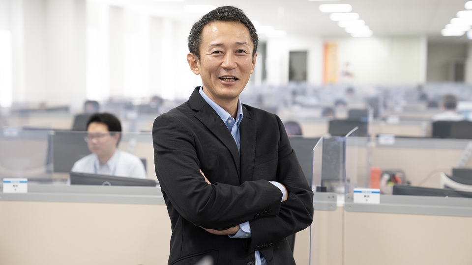 生活に身近な食品から最先端の半導体、未来の新素材を「作る」工場を「造る」　社員写真